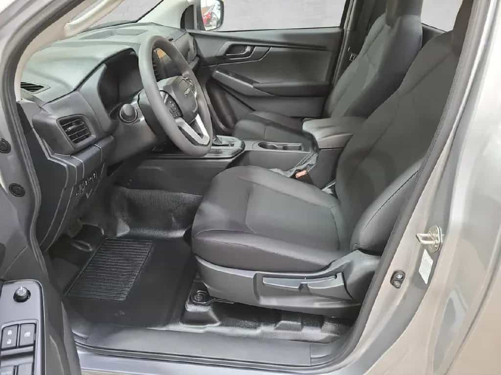 Isuzu D-Max Single Cab 4WD 120KW/163PS AT6 KLIMA TEMPO null-photo-8