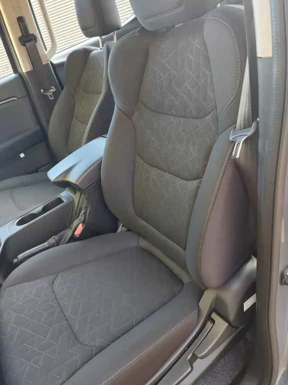Isuzu D-Max DoubleCab LS null-photo-10