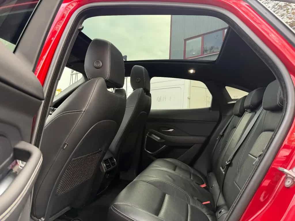 Jaguar E-Pace R-Dynamic SE AWD~LED~ACC~PANO 08/2018-photo-13