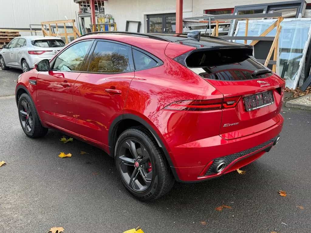 Jaguar E-Pace R-Dynamic SE AWD~LED~ACC~PANO 08/2018-photo-6