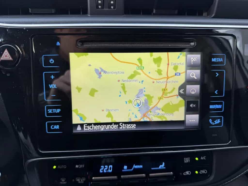 Toyota Auris Touring Sports 1.2 Design Edition 01/2016-photo-12