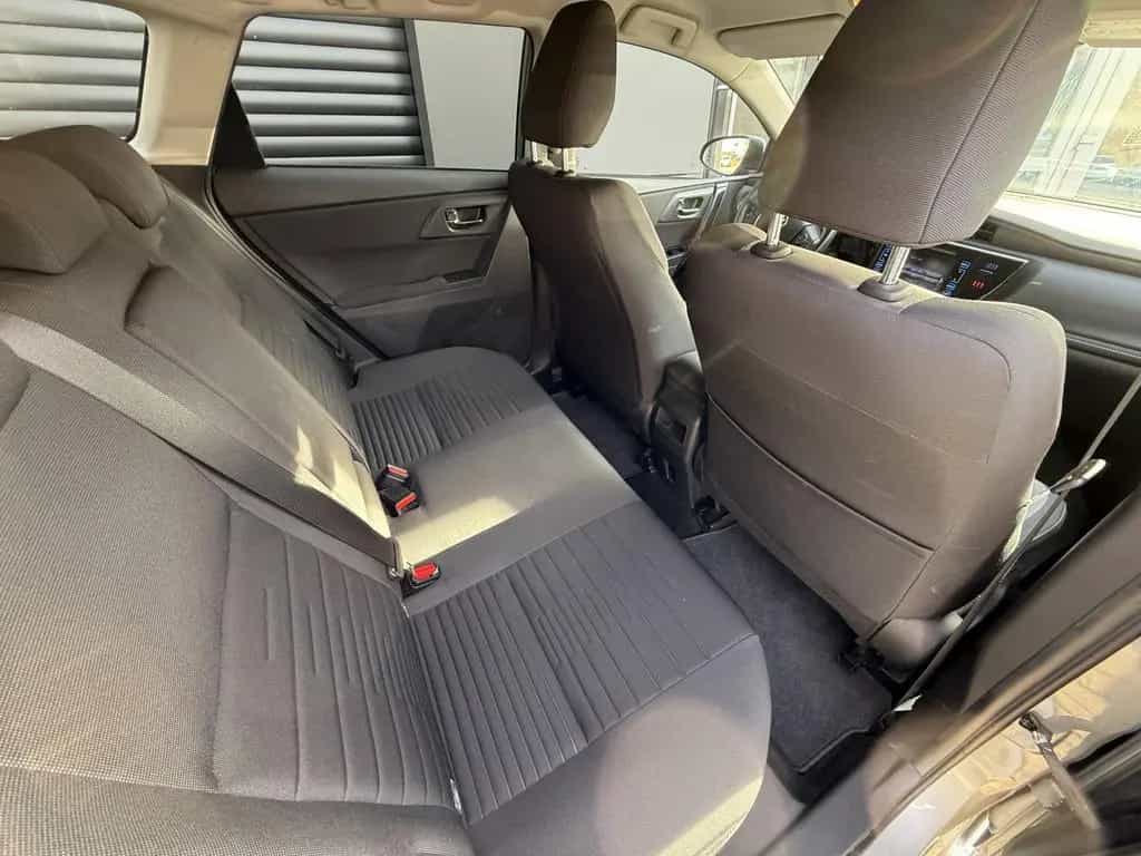 Toyota Auris Touring Sports 1.2 Design Edition 01/2016-photo-19