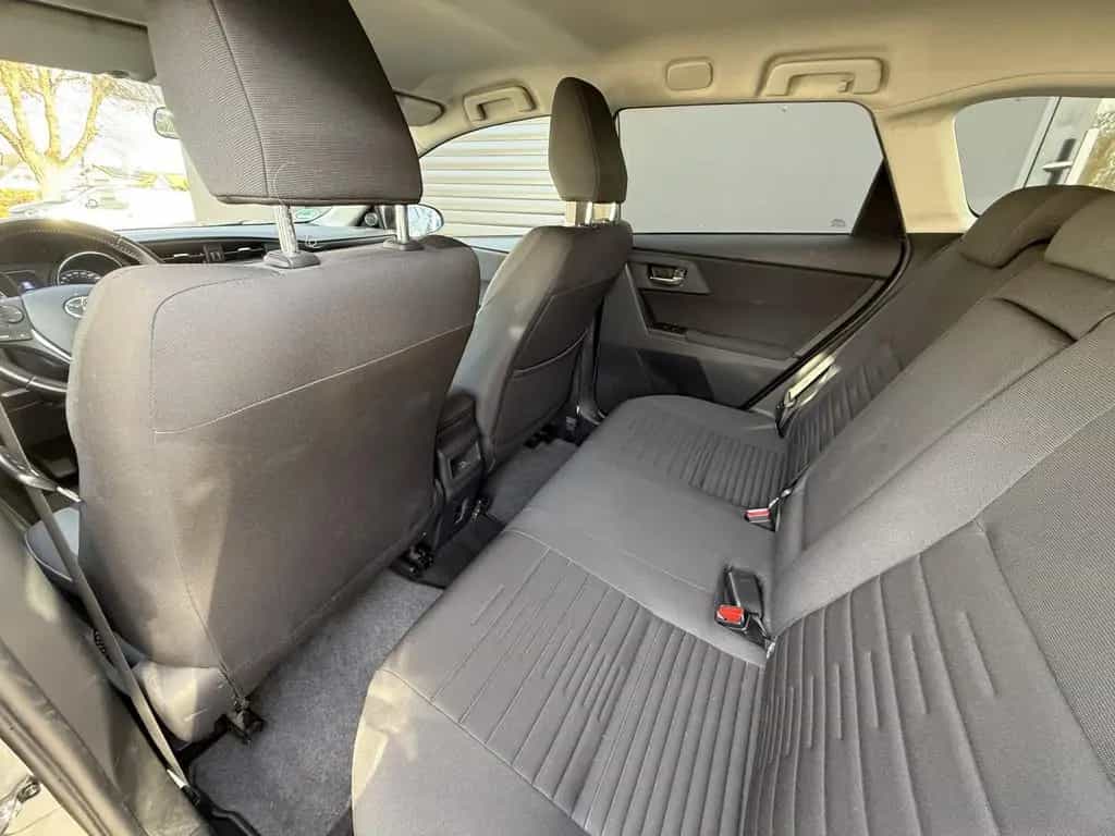 Toyota Auris Touring Sports 1.2 Design Edition 01/2016-photo-6