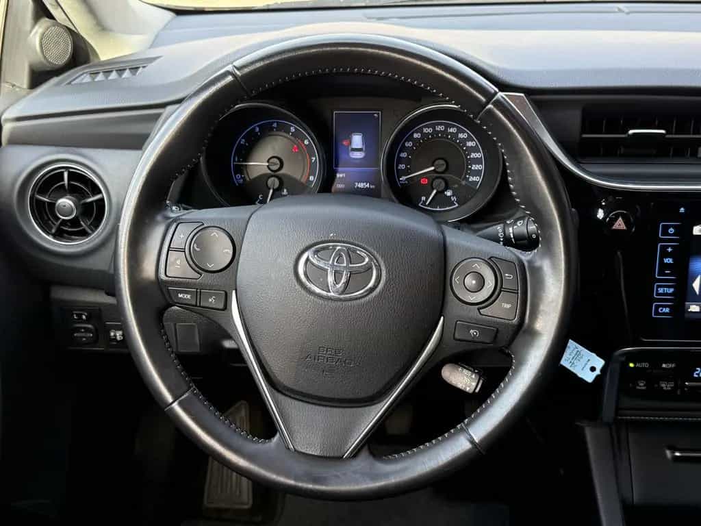 Toyota Auris Touring Sports 1.2 Design Edition 01/2016-photo-9