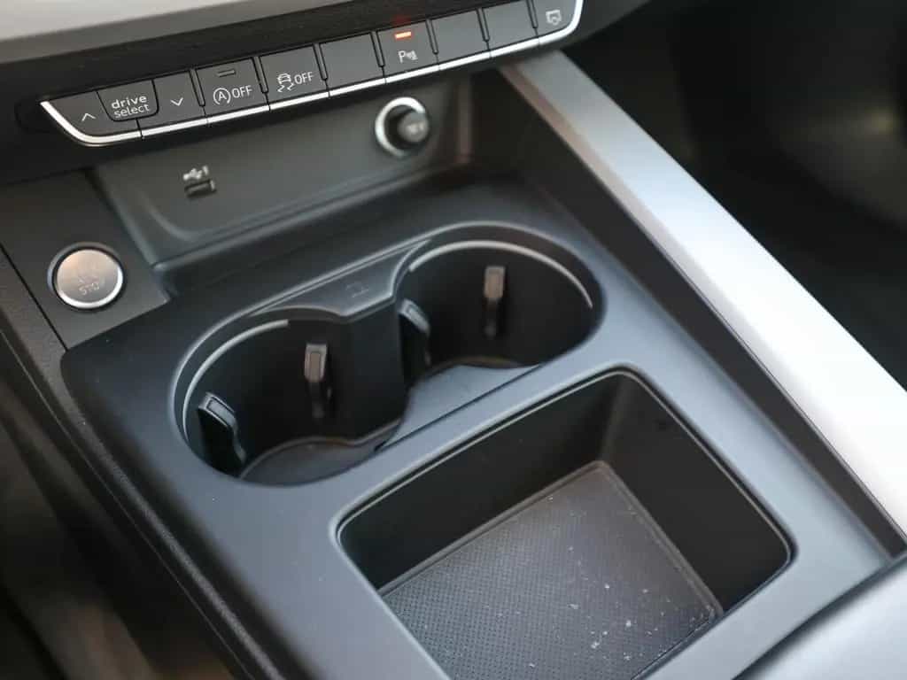 Audi A4 Avant advanced 40 TFSI S tronic PANO LED NAVI 11/2021-photo-14