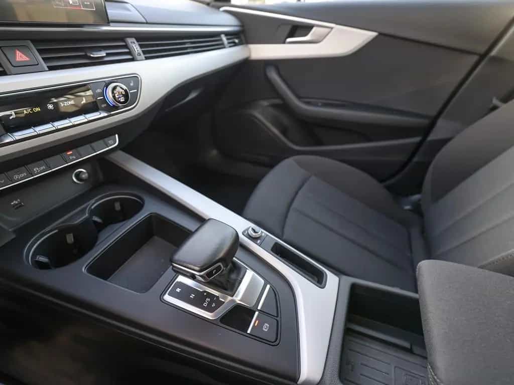 Audi A4 Avant advanced 40 TFSI S tronic PANO LED NAVI 11/2021-photo-16