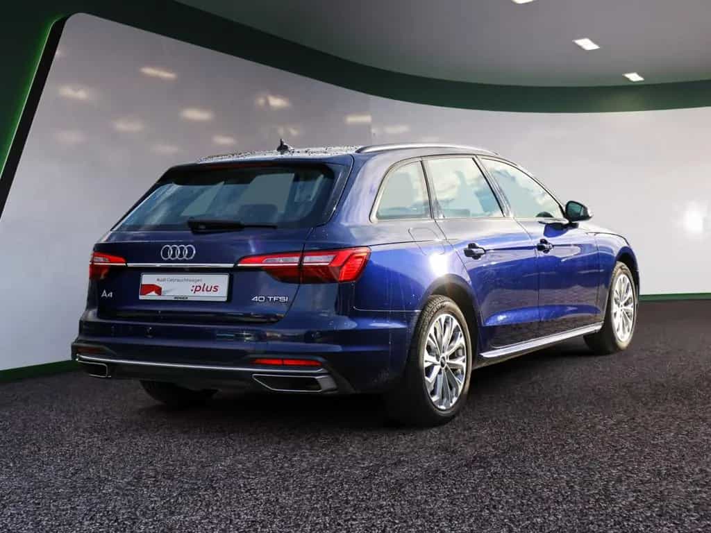Audi A4 Avant advanced 40 TFSI S tronic PANO LED NAVI 11/2021-photo-3