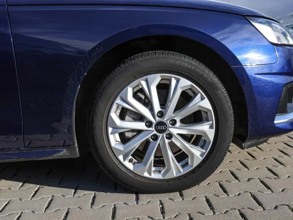 Audi A4 Avant advanced 40 TFSI S tronic PANO LED NAVI 11/2021-photo-5
