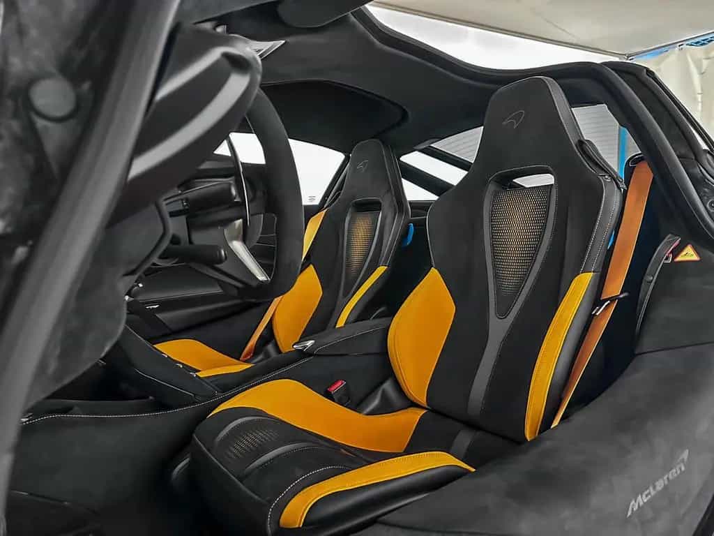 McLaren 750S Coupè MY26 Performance- McLaren Milano 11/2025-photo-7