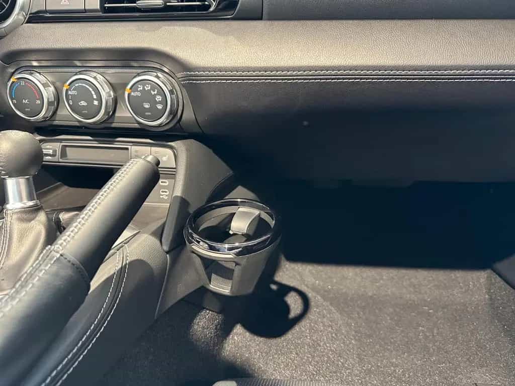 Mazda MX-5 Exclusive-Line RF 11/2025-photo-15