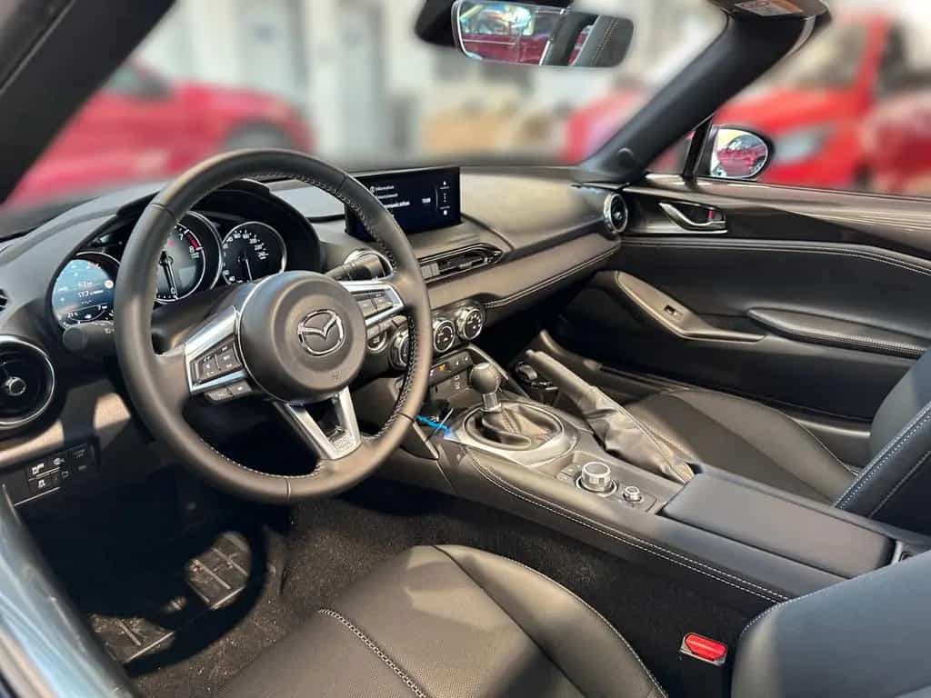 Mazda MX-5 Exclusive-Line RF 11/2025-photo-7