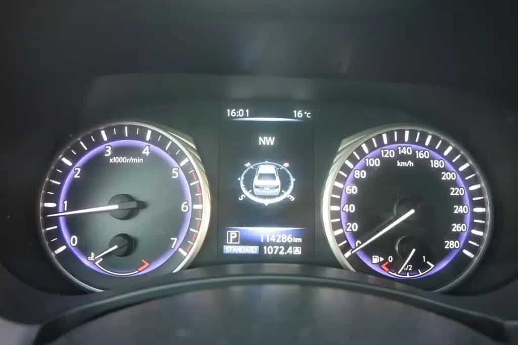 Infiniti Q50 *KAMERA*NAVI* 04/2017-photo-12