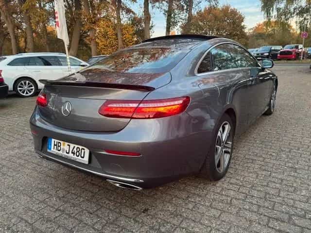 Mercedes-Benz E-Class Coupe LED Leder Panorama Widescreen 360° 03/2018-photo-1