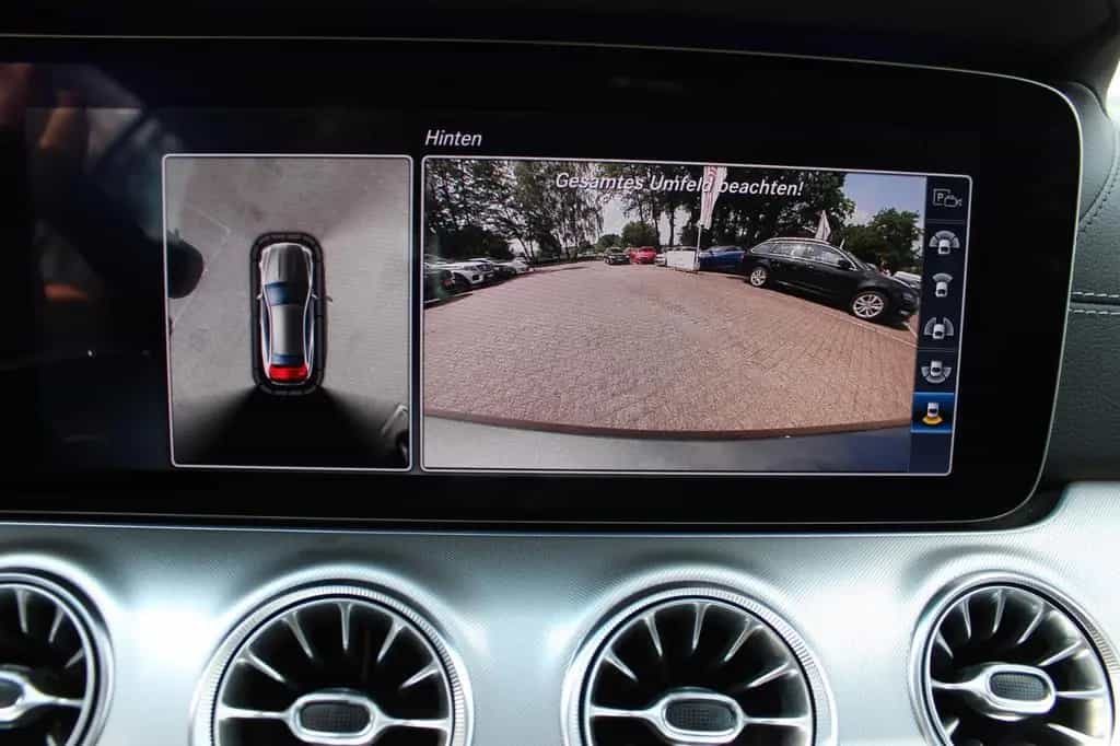 Mercedes-Benz E-Class Coupe LED Leder Panorama Widescreen 360° 03/2018-photo-4