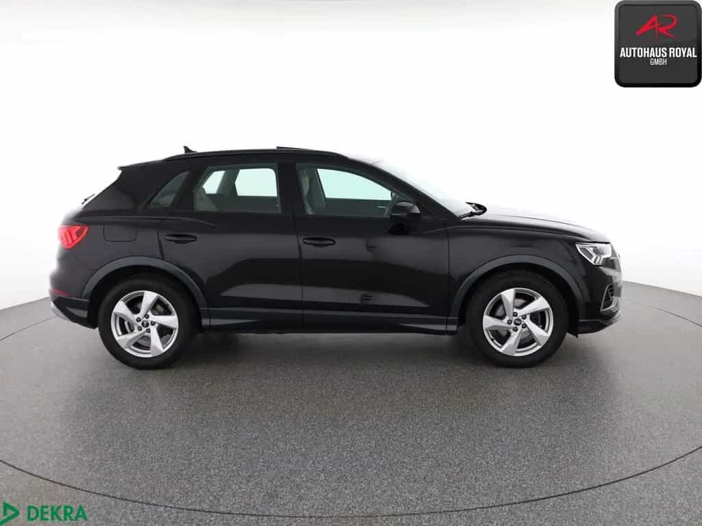 Audi Q3 35 TFSI KEYLESS,AMBIENTE,PANORAMA,METALLIC 06/2021-photo-5