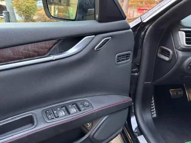 Maserati Ghibli 3.0 V6 S Q4 Automatik 07/2015-photo-15