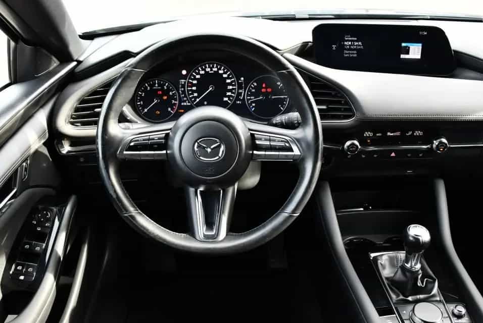 Mazda 3 Selection Skyactiv-G 2.0 03/2020-photo-9