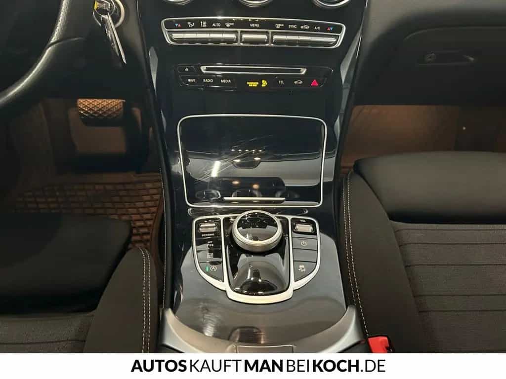 Mercedes-Benz GLC-Class 250 4MATIC AHK LED TEMPO NAVI SHZ 04/2018-photo-10