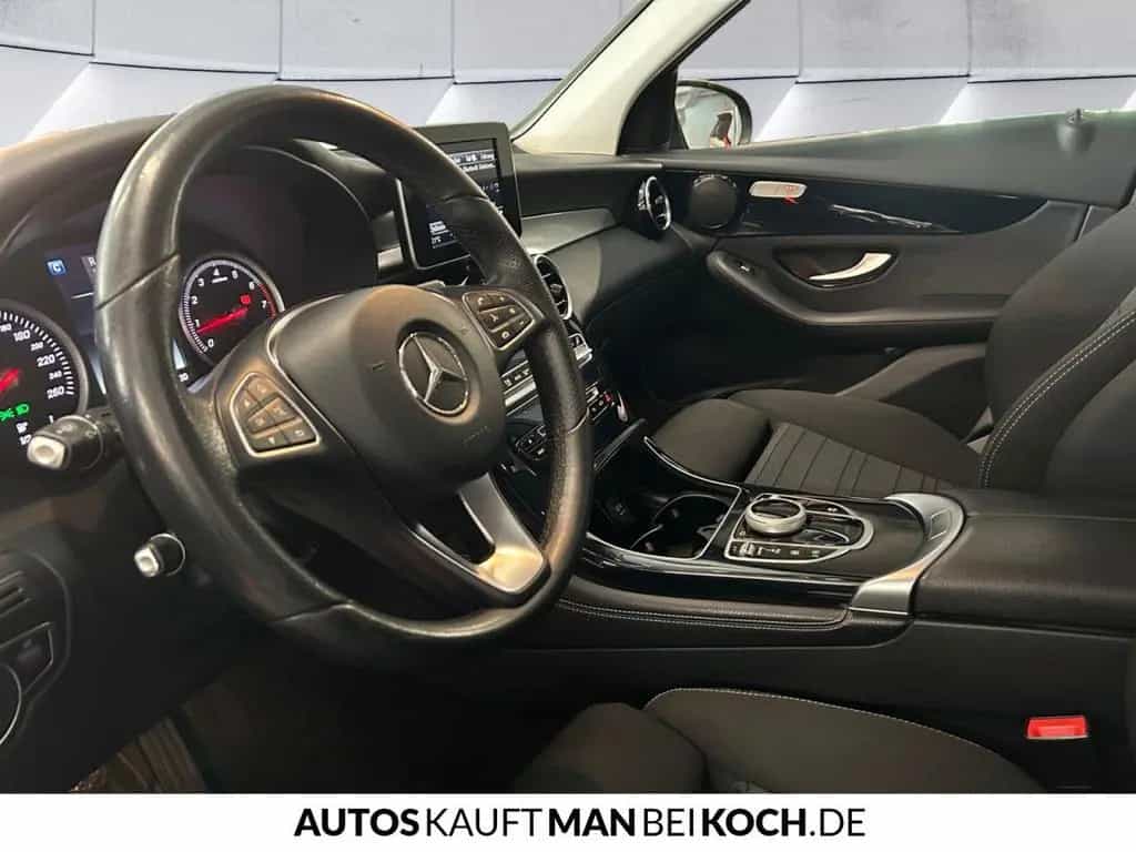 Mercedes-Benz GLC-Class 250 4MATIC AHK LED TEMPO NAVI SHZ 04/2018-photo-17
