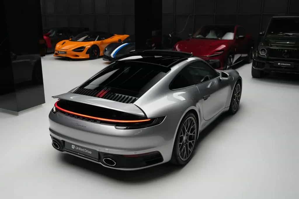 Porsche 911 Carrera 07/2022-photo-22