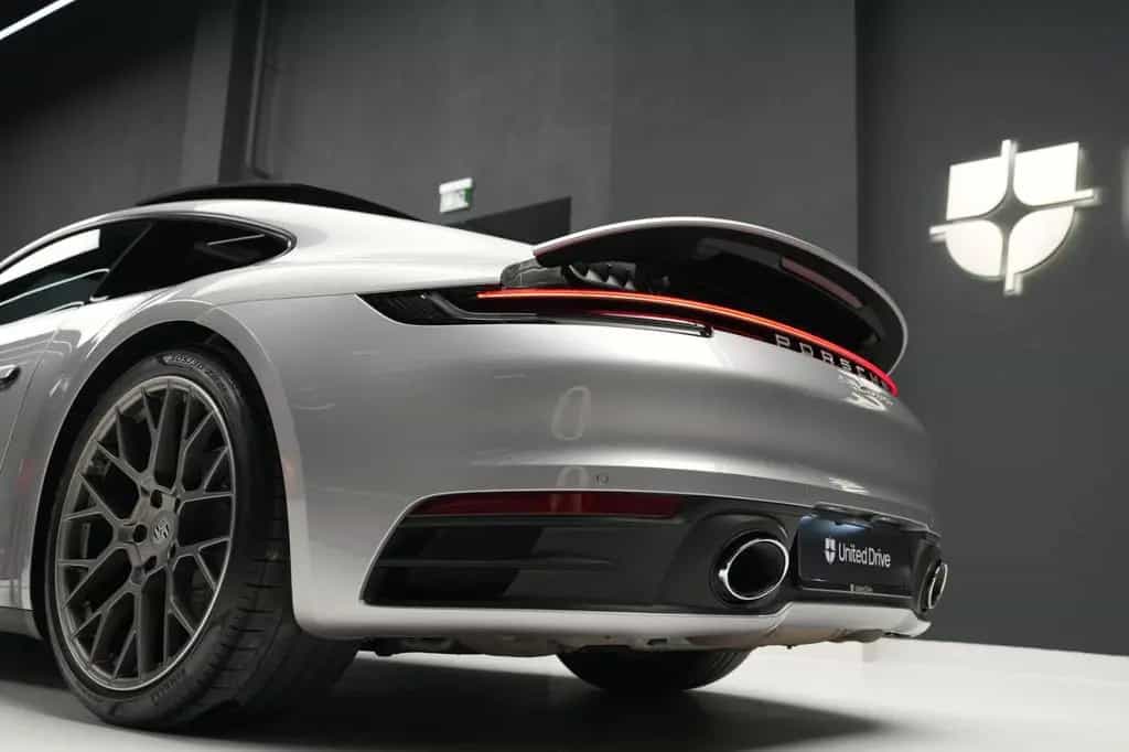 Porsche 911 Carrera 07/2022-photo-24