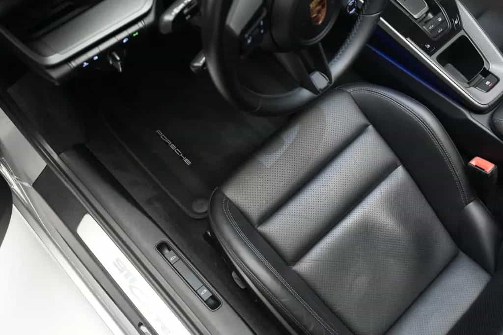 Porsche 911 Carrera 07/2022-photo-34