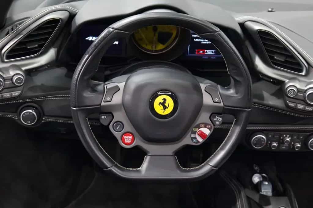Ferrari 488 Spider *deutsch*Ferrari Power Garantie*U-frei 03/2018-photo-14