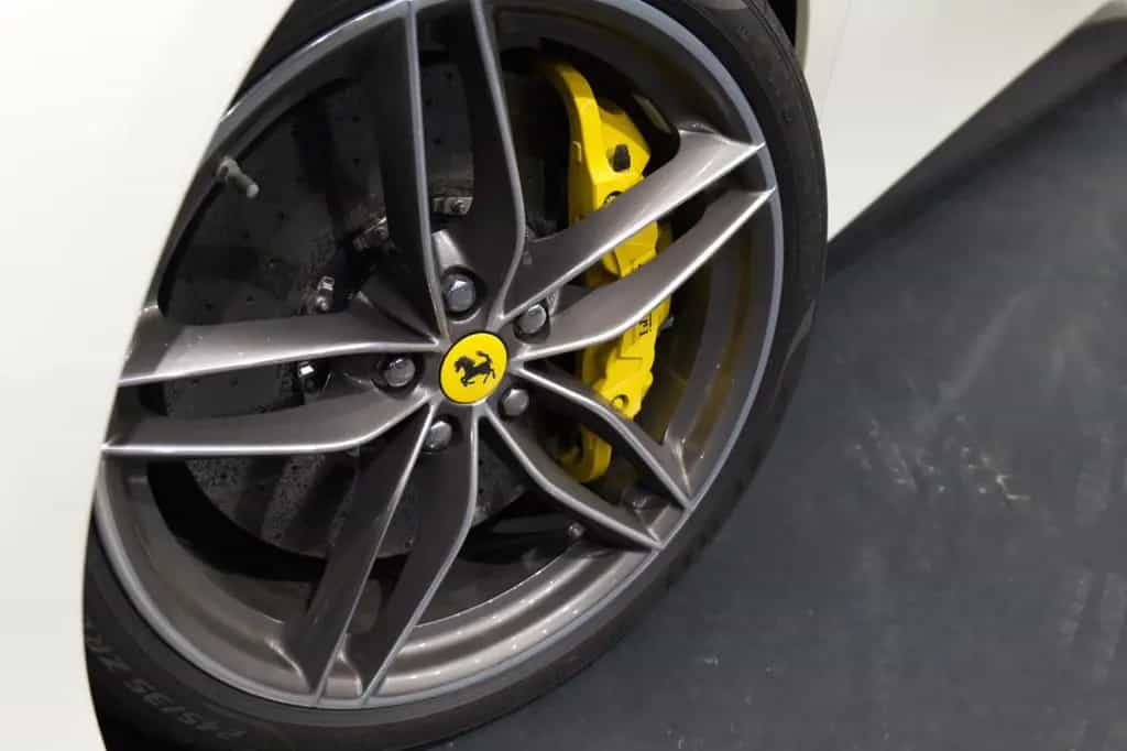 Ferrari 488 Spider *deutsch*Ferrari Power Garantie*U-frei 03/2018-photo-19