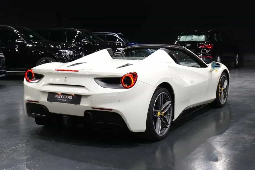 Ferrari 488 Spider *deutsch*Ferrari Power Garantie*U-frei 03/2018-photo-6