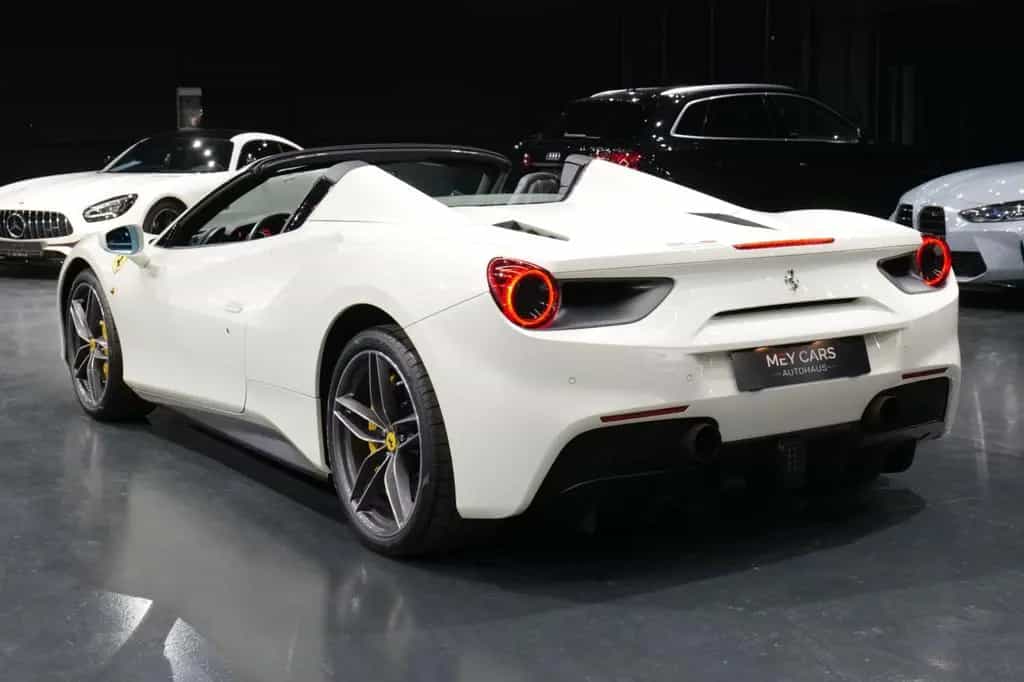 Ferrari 488 Spider *deutsch*Ferrari Power Garantie*U-frei 03/2018-photo-8