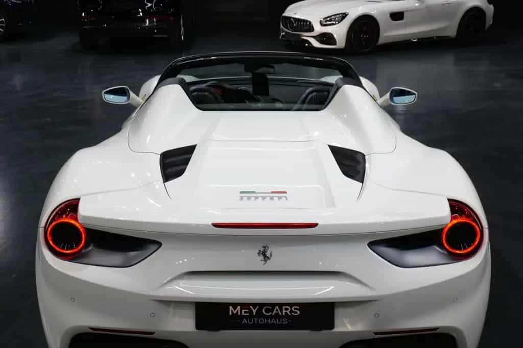 Ferrari 488 Spider *deutsch*Ferrari Power Garantie*U-frei 03/2018-photo-9