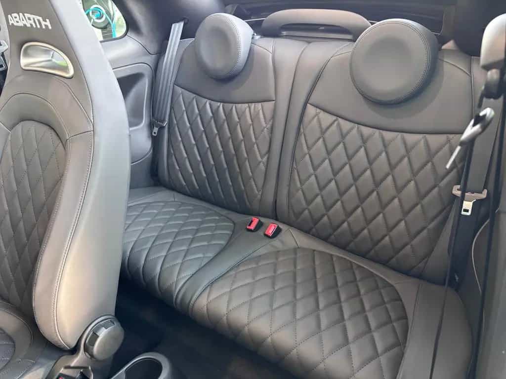 Abarth 695C Aut. NAV SHZ BEATS LEDER 03/2024-photo-10