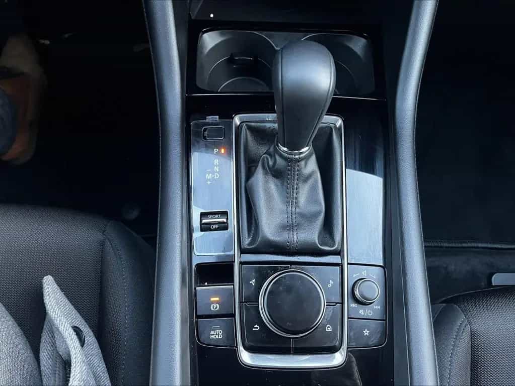 Mazda 3 2.5L e-SKYACTIV G 140ps 6AT FWD Exclusive-line 08/2025-photo-15