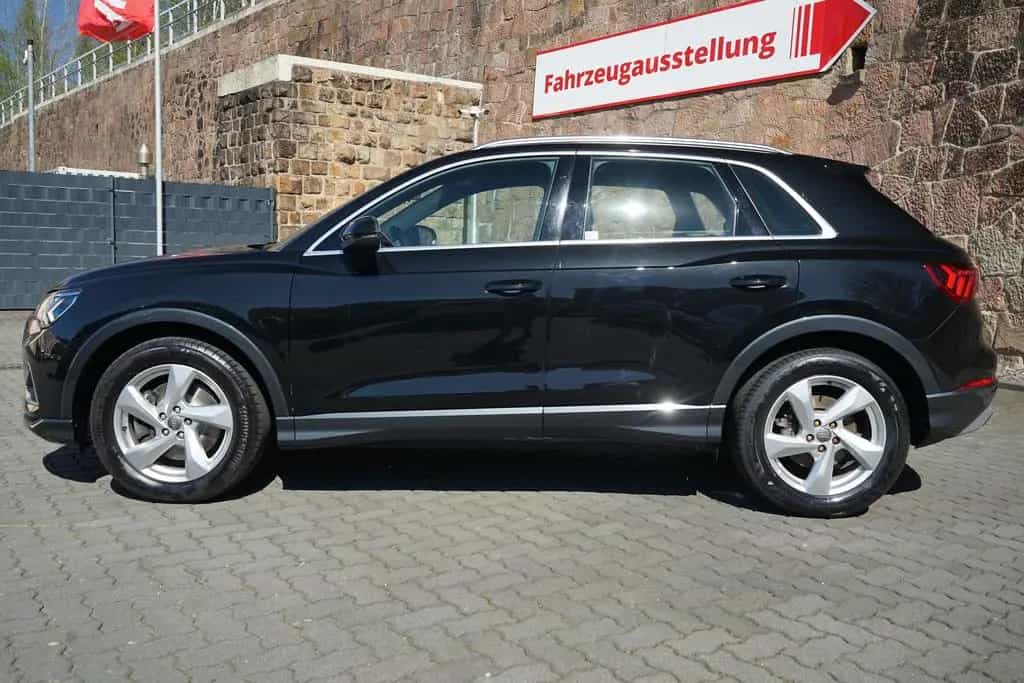 Audi Q3 40 2.0 TFSI DSG quattro S-Line LED Navi PDC 05/2019-photo-2