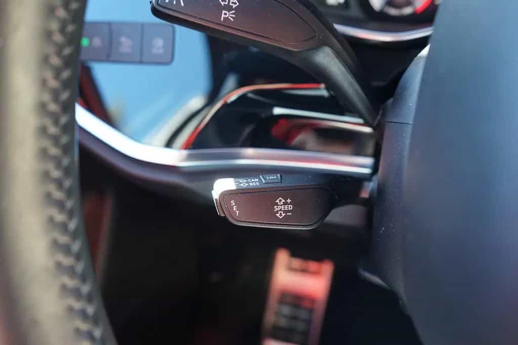 Audi Q3 40 2.0 TFSI DSG quattro S-Line LED Navi PDC 05/2019-photo-21
