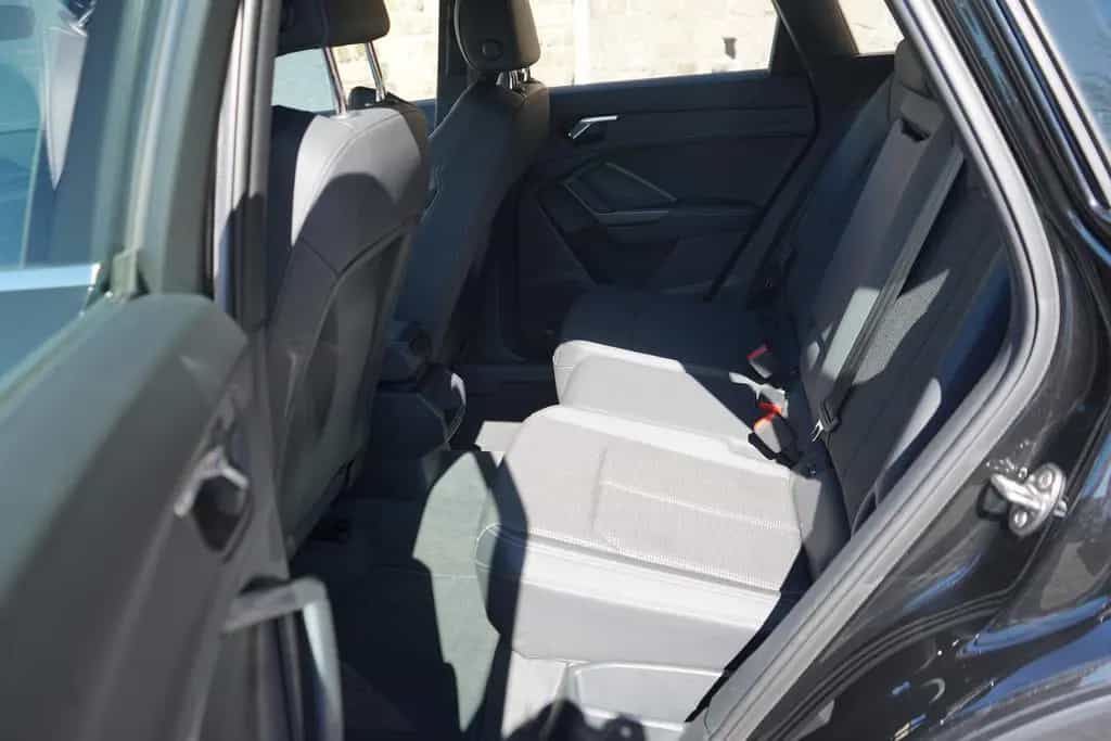Audi Q3 40 2.0 TFSI DSG quattro S-Line LED Navi PDC 05/2019-photo-28