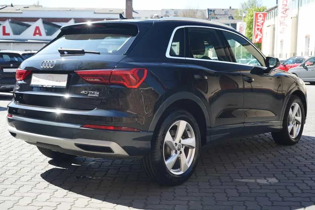 Audi Q3 40 2.0 TFSI DSG quattro S-Line LED Navi PDC 05/2019-photo-5
