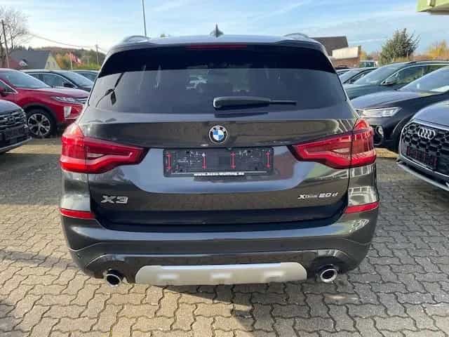 BMW X3 xDrive 20 d xLine AHK NAVI SPURHALTE HUD LED 03/2019-photo-5