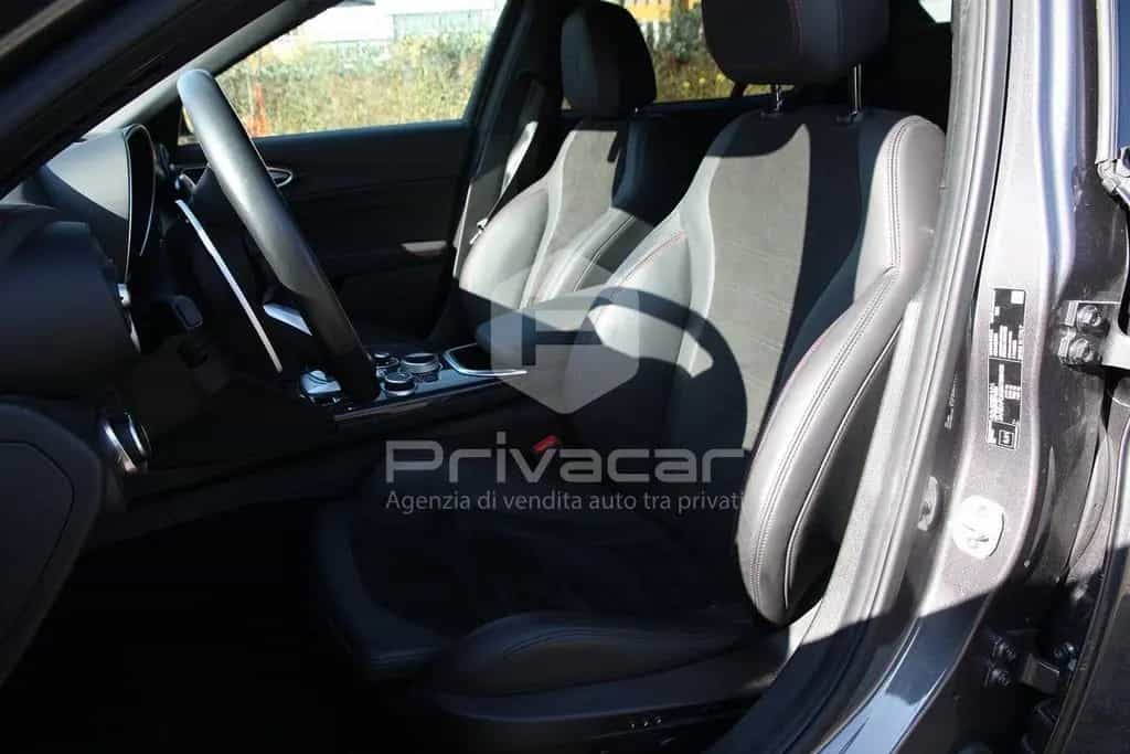 Alfa Romeo Giulia ROMEO Giulia 2.2 Turbodiesel 210 CV AT8 AWD 06/2021-photo-9