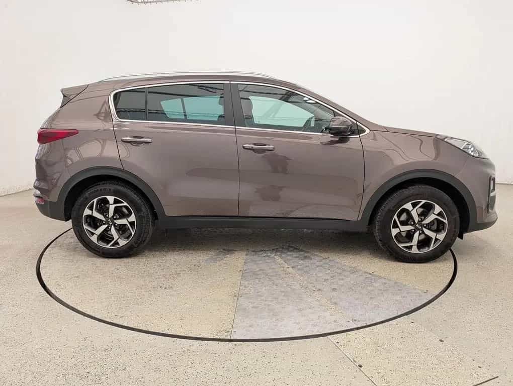 Kia Sportage 1.6 GDI Dream Team Prem.+ 2WD LED|Navi| 09/2019-photo-29