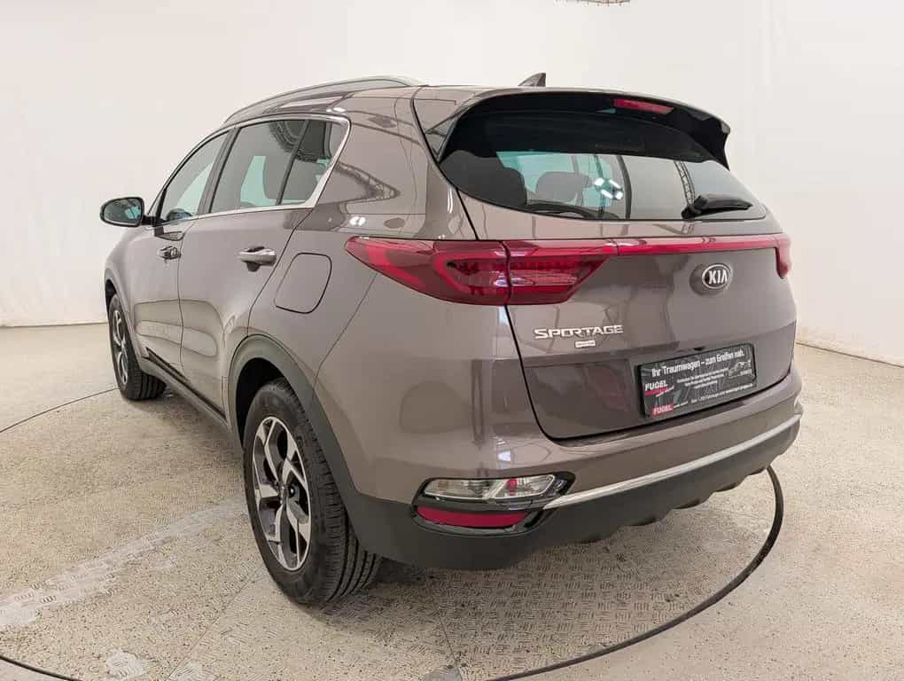 Kia Sportage 1.6 GDI Dream Team Prem.+ 2WD LED|Navi| 09/2019-photo-3
