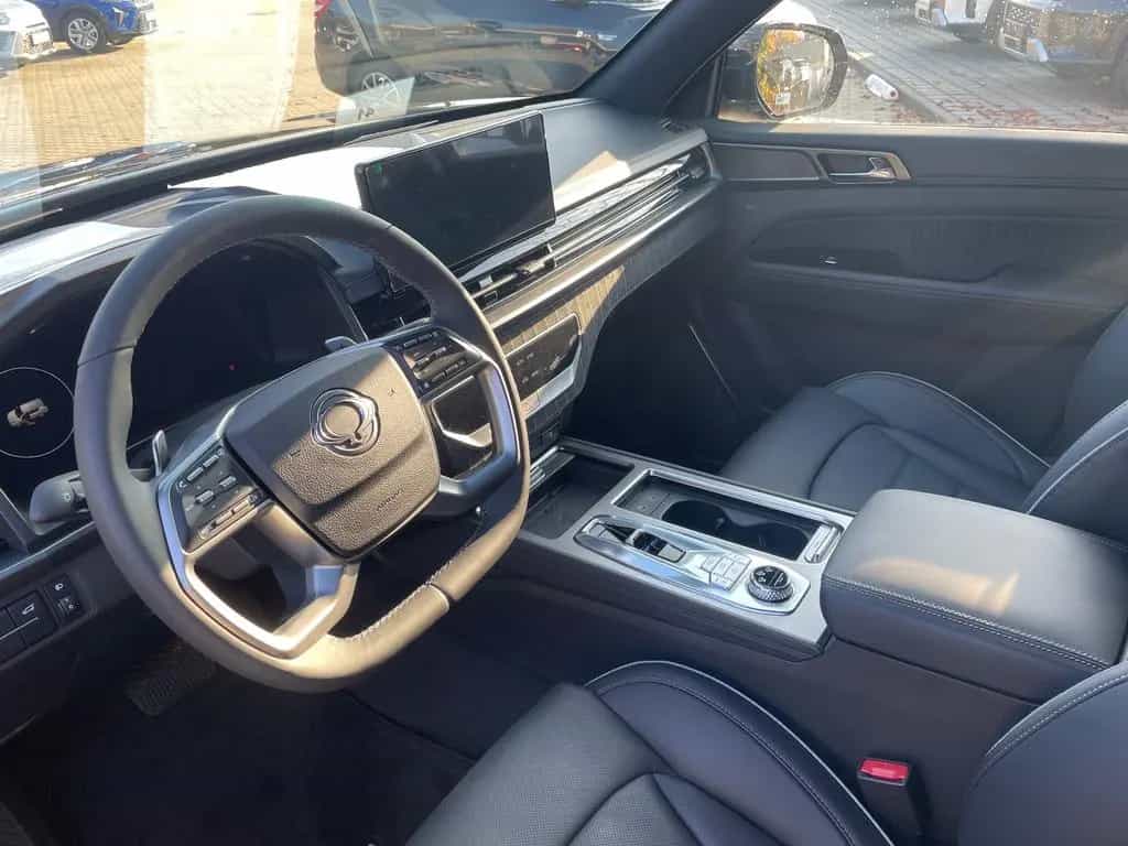 KGM Rexton 8/AT AWD BLACK+Wildleder 12/2025-photo-6