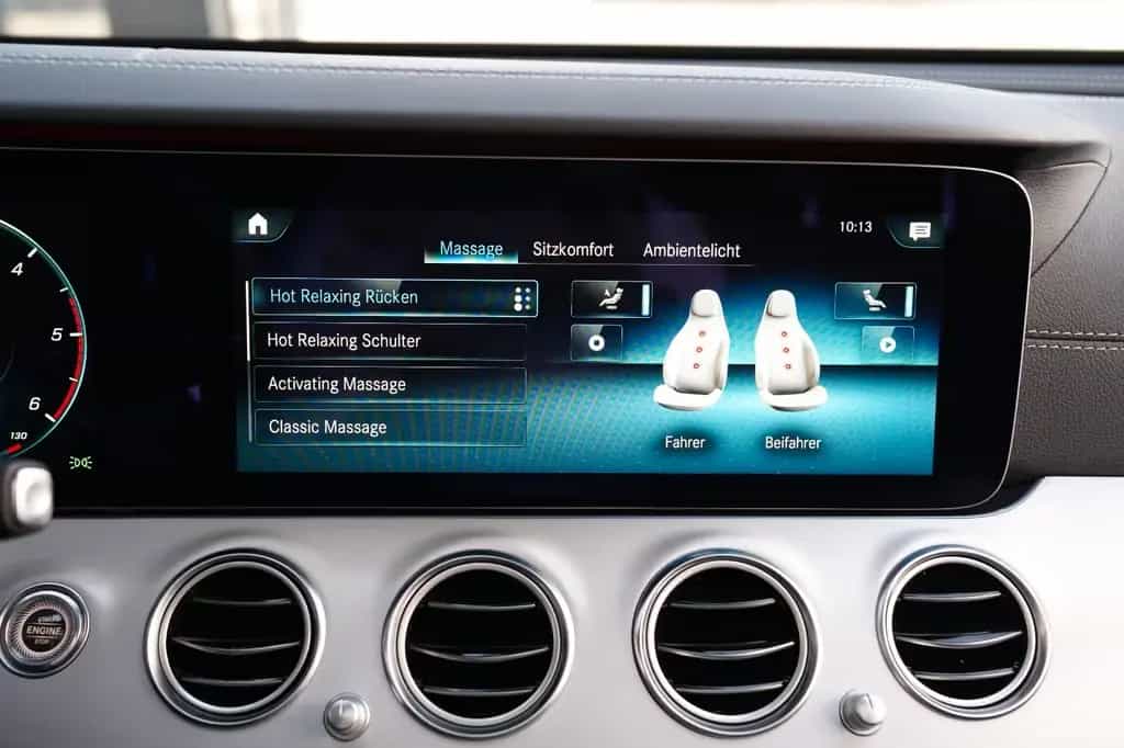 Mercedes-Benz E-Class 400d 4Matic AMG Pano-Burmester-HuD *MB100* 12/2020-photo-12