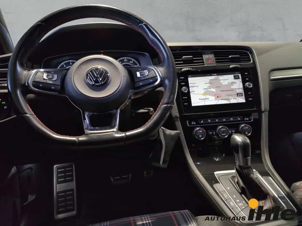 Volkswagen Golf GTI VII Performance 2,0 TSI DSG NAVI+R-FAHR 11/2017-photo-5