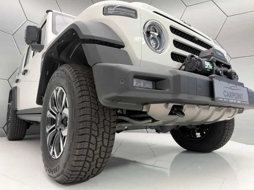 BAW 212 Offroader LED Seilwinde Leder 2.0 Automatik null-photo-44