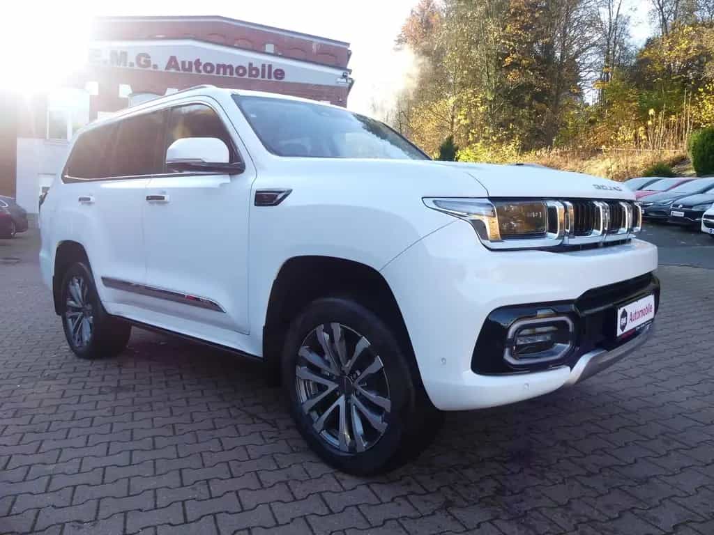 BAIC BJ60 *4WD*Kam 360°*7 Sitze*LED*Pano* 01/2026-photo-2