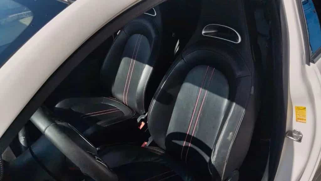 Abarth 500 1.4 Turbo T-Jet 08/2011-photo-1