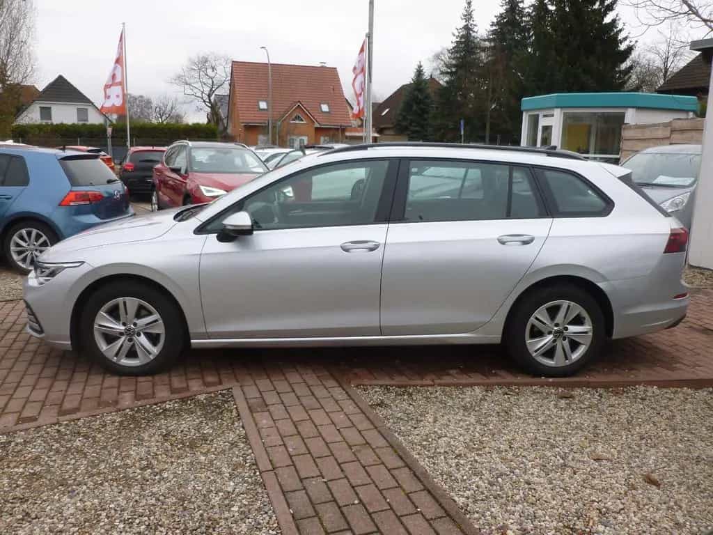 Volkswagen Golf VIII Variant Life Digi.Cockpit/LED/Navi/DAB 05/2021-photo-1