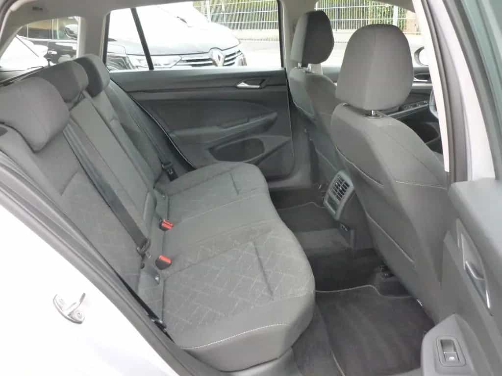 Volkswagen Golf VIII Variant Life Digi.Cockpit/LED/Navi/DAB 05/2021-photo-12
