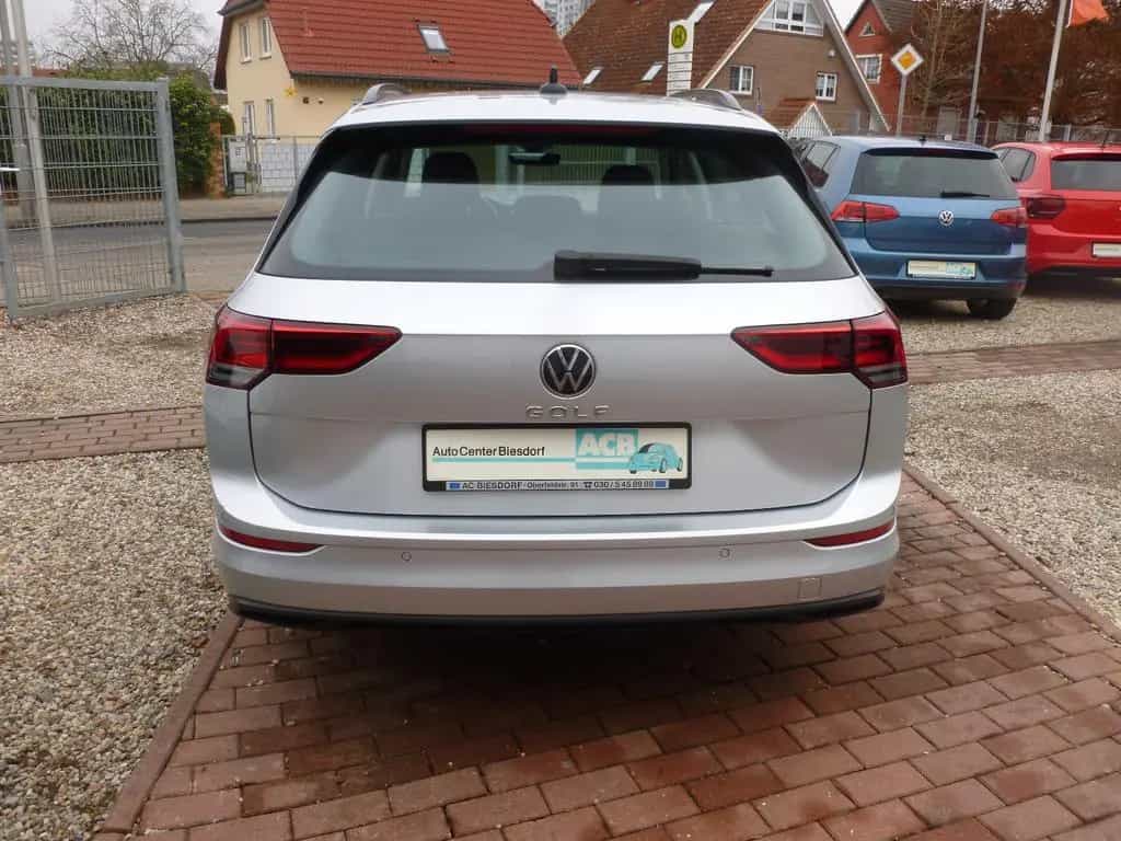 Volkswagen Golf VIII Variant Life Digi.Cockpit/LED/Navi/DAB 05/2021-photo-3